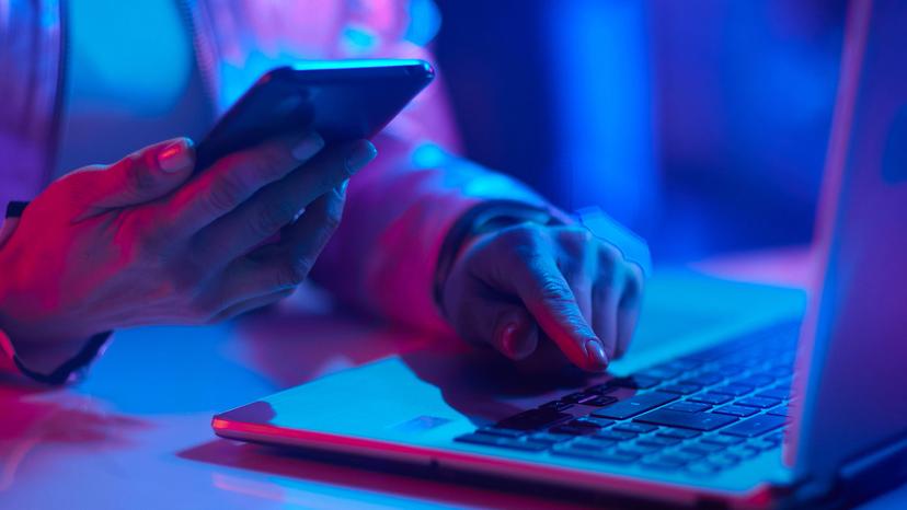 6 Ways to Combat Internal Fraud in a Hybrid Work Environment